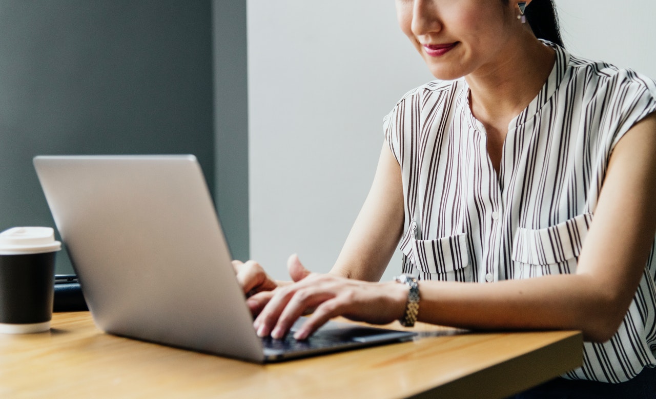 How to Volunteer Online